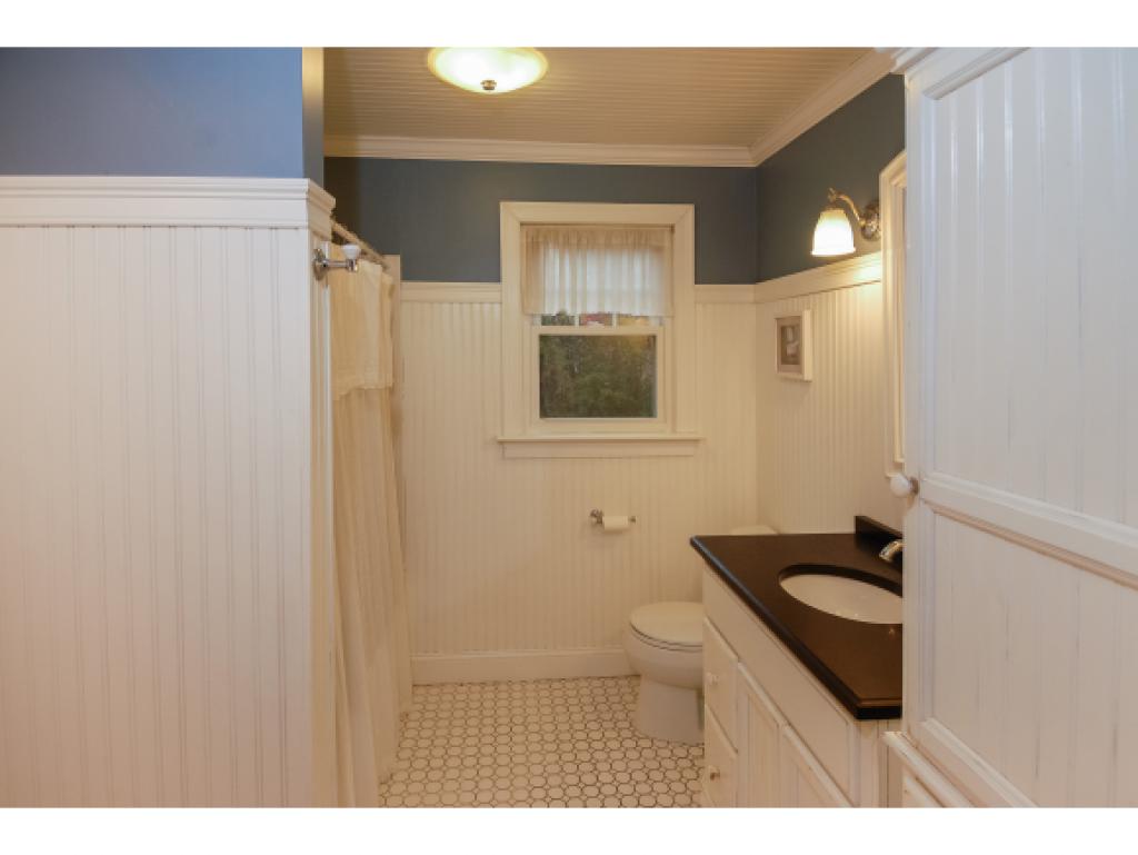 11 Candia Road Chester, NH 03036 - Photo 11 of 28