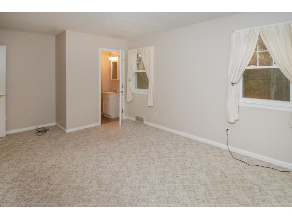11 Candia Road Chester, NH 03036 - Photo 14 of 28