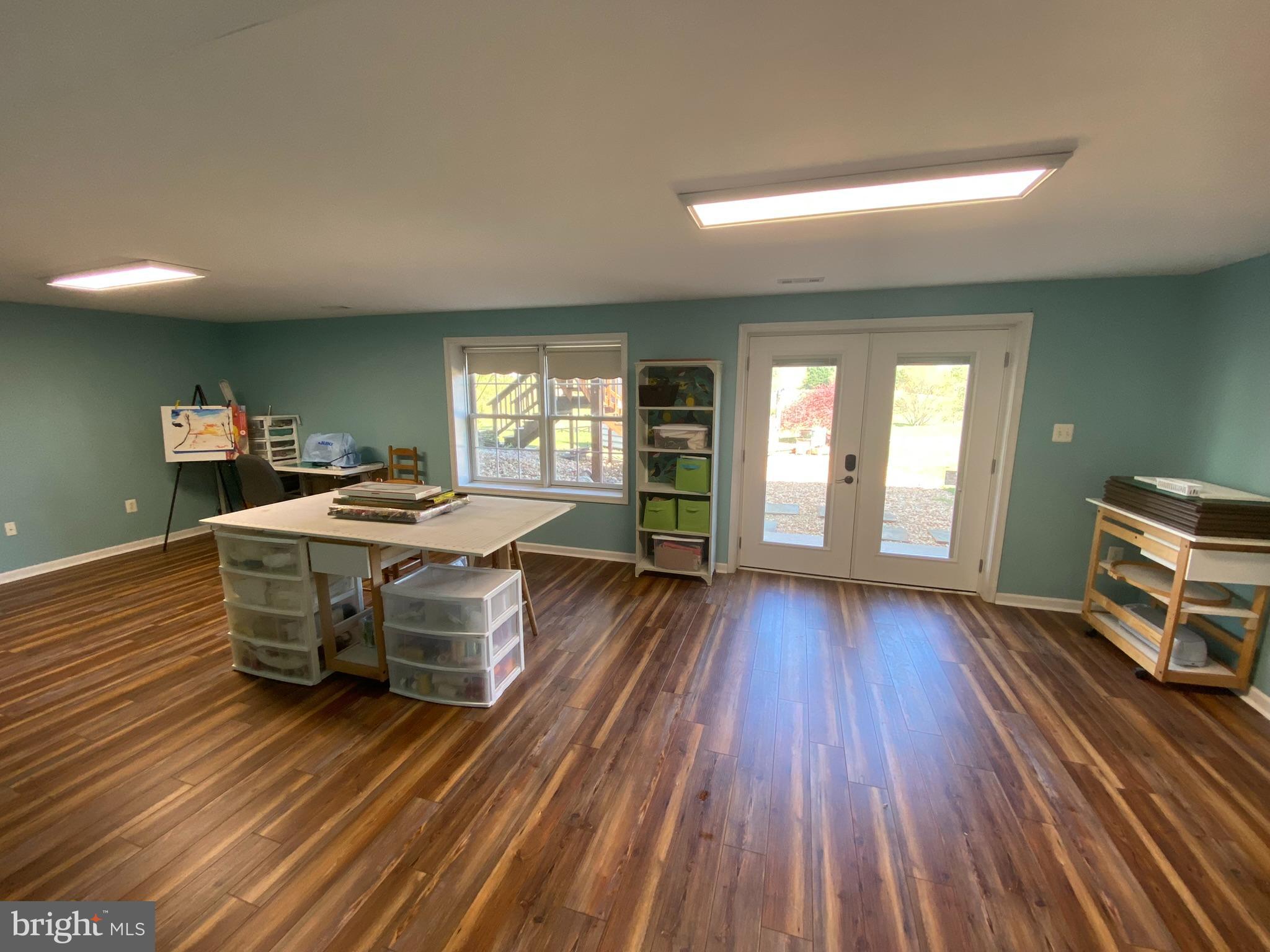 16424 Wayland Road Culpeper, VA 22701 - Photo 76 of 111 Enormous Family room!