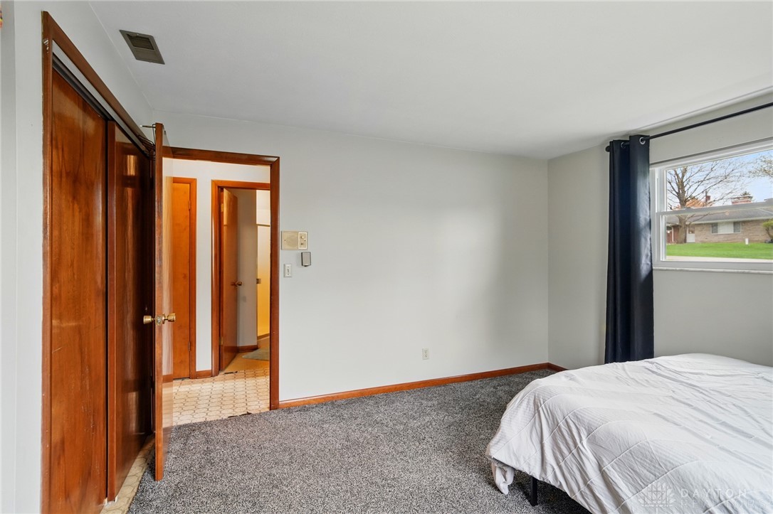 3987 Rexford Road Beavercreek, OH 45430 - Photo 17 of 39 Gallery Image 17