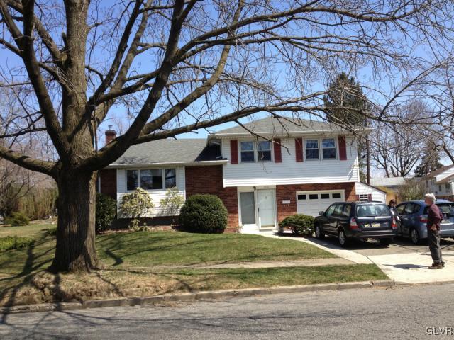 2814 Shakespeare Road Bethlehem, PA 18017 - Photo 1 of 22 Gallery Image 1