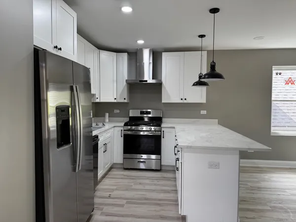 $620,000 | 851 North Springfield Avenue, Chicago, IL 60651