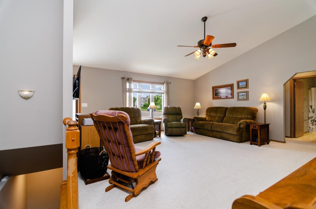 1280 Swan Ridge Trail De Pere, WI 54115 - Photo 7 of 54