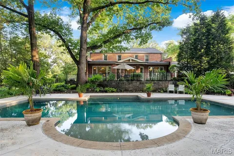 $1,400,000 | 9845 Northbridge Road, St. Louis, MO 63124
