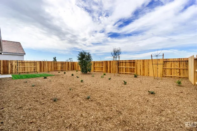 $470,000 | Undisclosed Address, Bakersfield, CA 93313