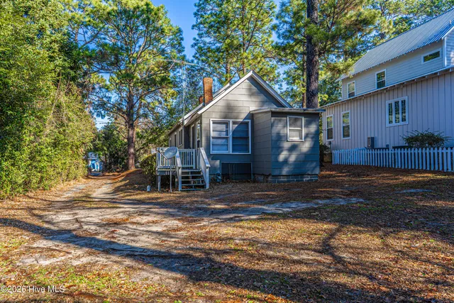 $250,000 | 350 West Connecticut Avenue, Southern Pines, NC 28387