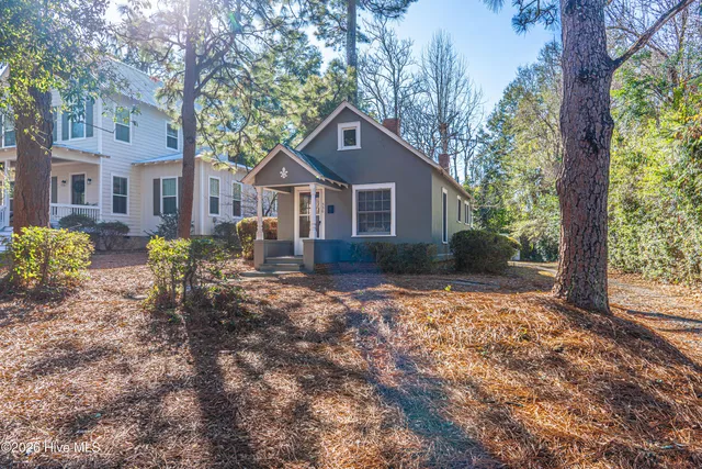 $250,000 | 350 West Connecticut Avenue, Southern Pines, NC 28387