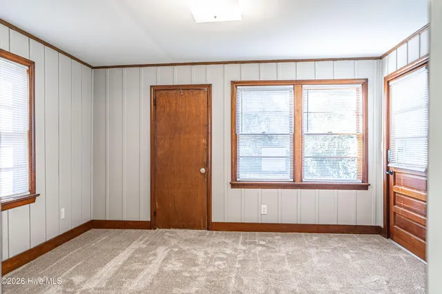 $250,000 | 350 West Connecticut Avenue, Southern Pines, NC 28387