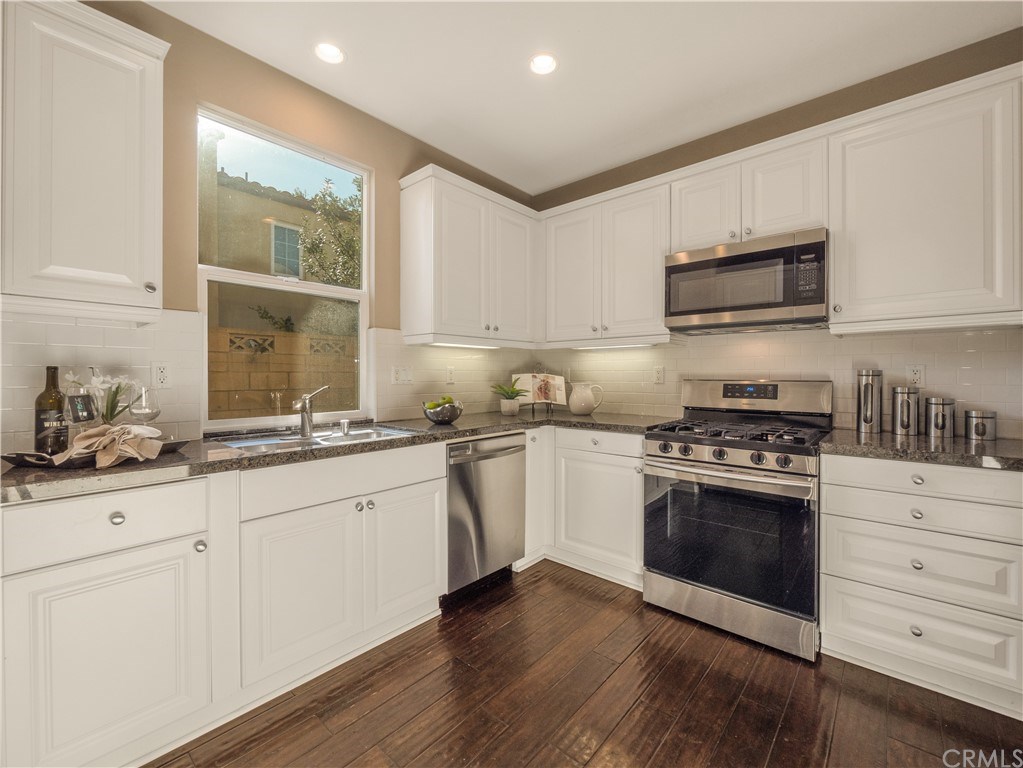 200 Rhapsody Irvine, CA 92620 - Photo 8 of 24
