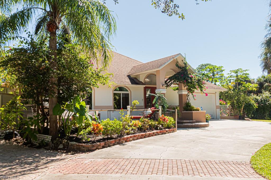 740 31st Street Southwest Naples, FL 34117 - Photo 8 of 50