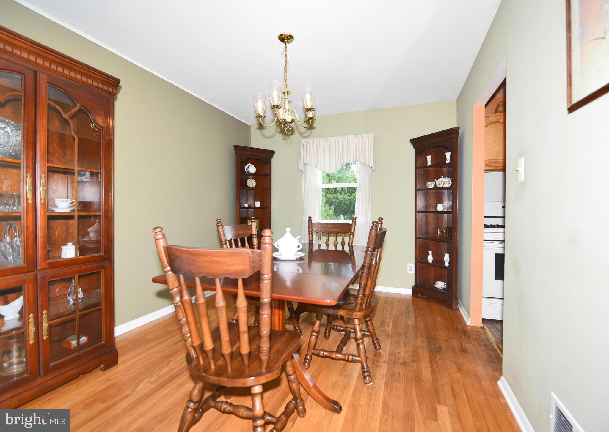 1813 Wycliffe Road Baltimore, MD 21234 - Photo 8 of 30 Dining Room - Wood Flooring!