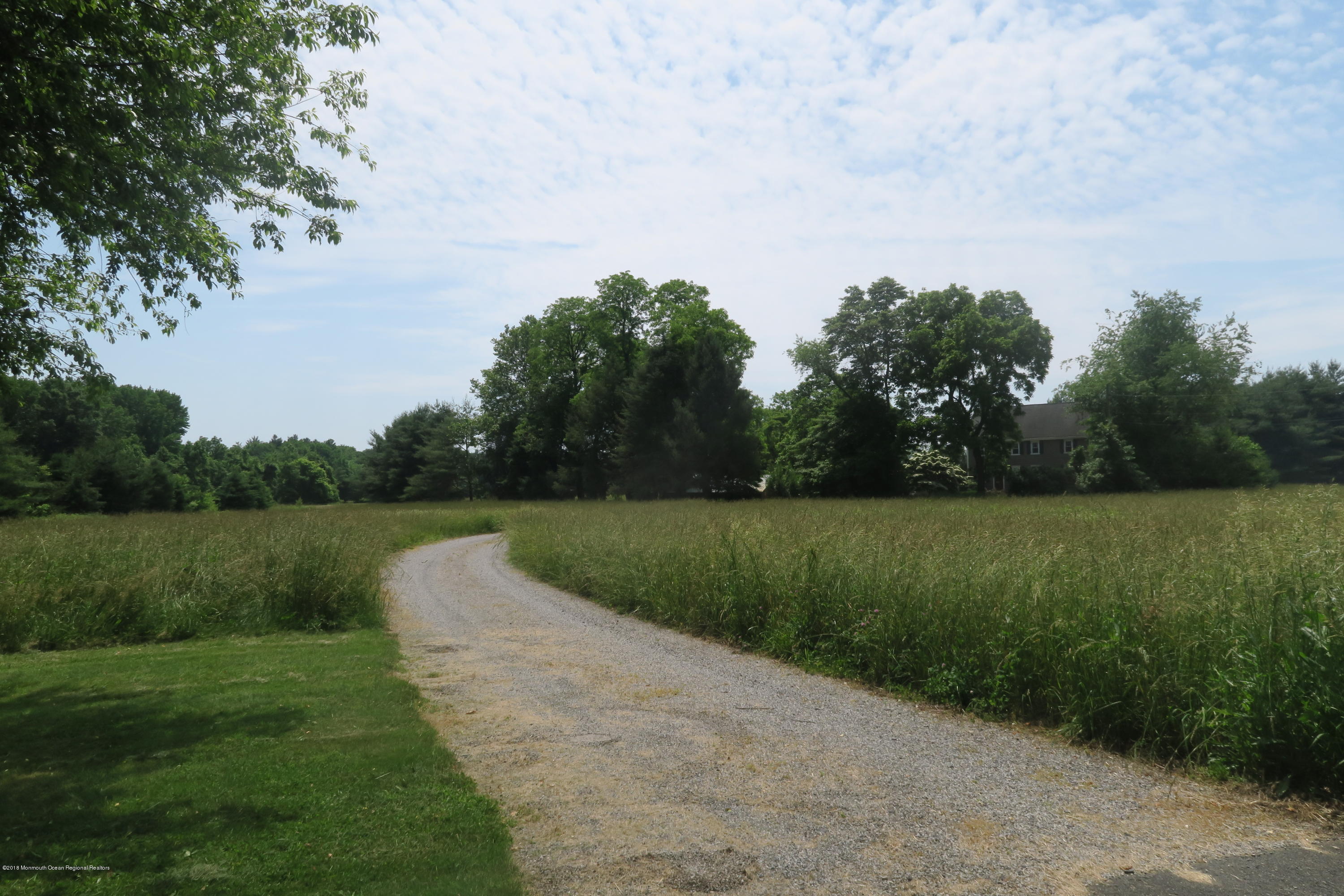 31 Waln Road Chesterfield, NJ 08515 - Photo 3 of 42 IMG_2799