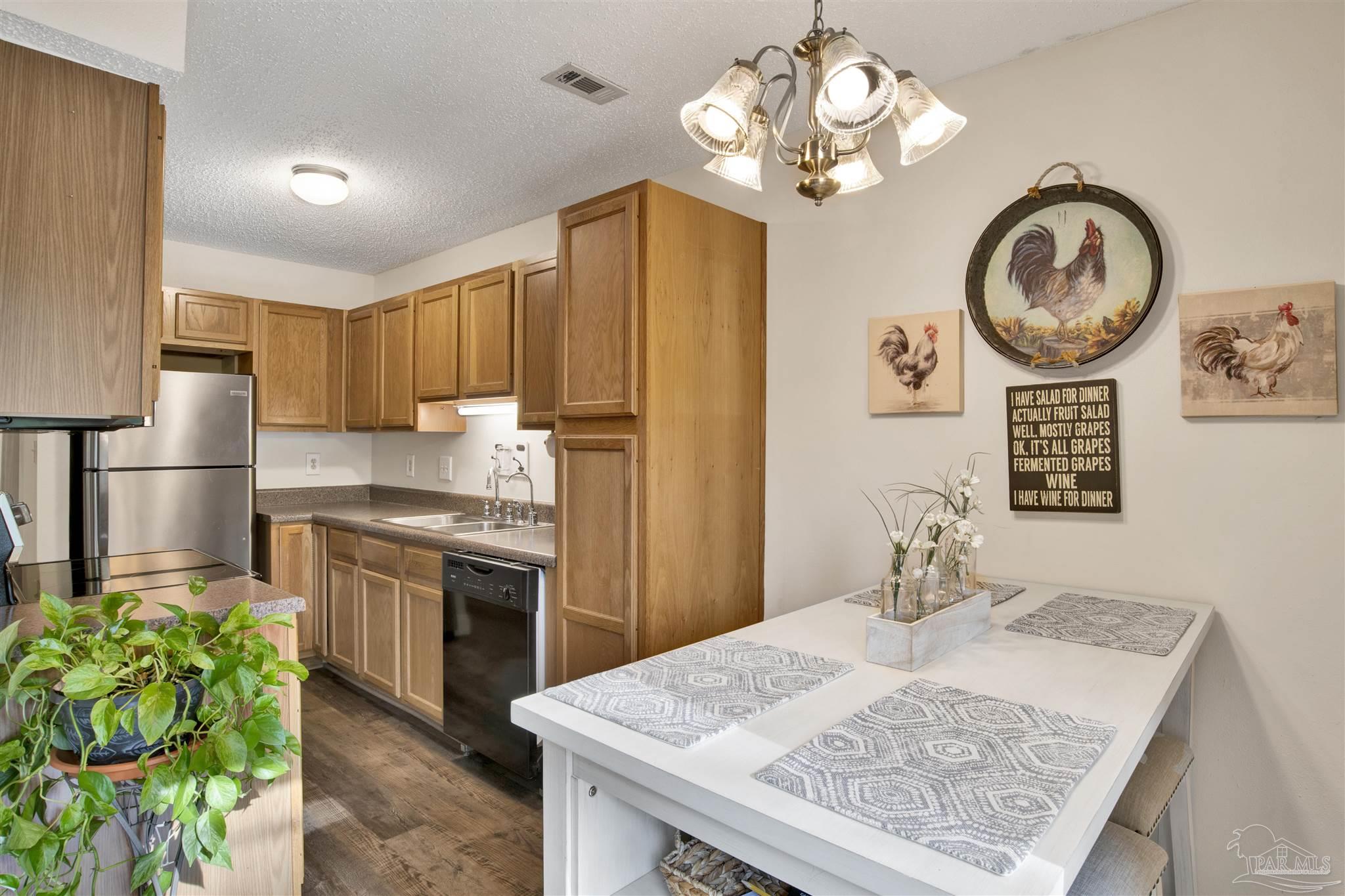 3342 Pine Forest Road Cantonment, FL 32533 - Photo 10 of 28 Gallery Image 10