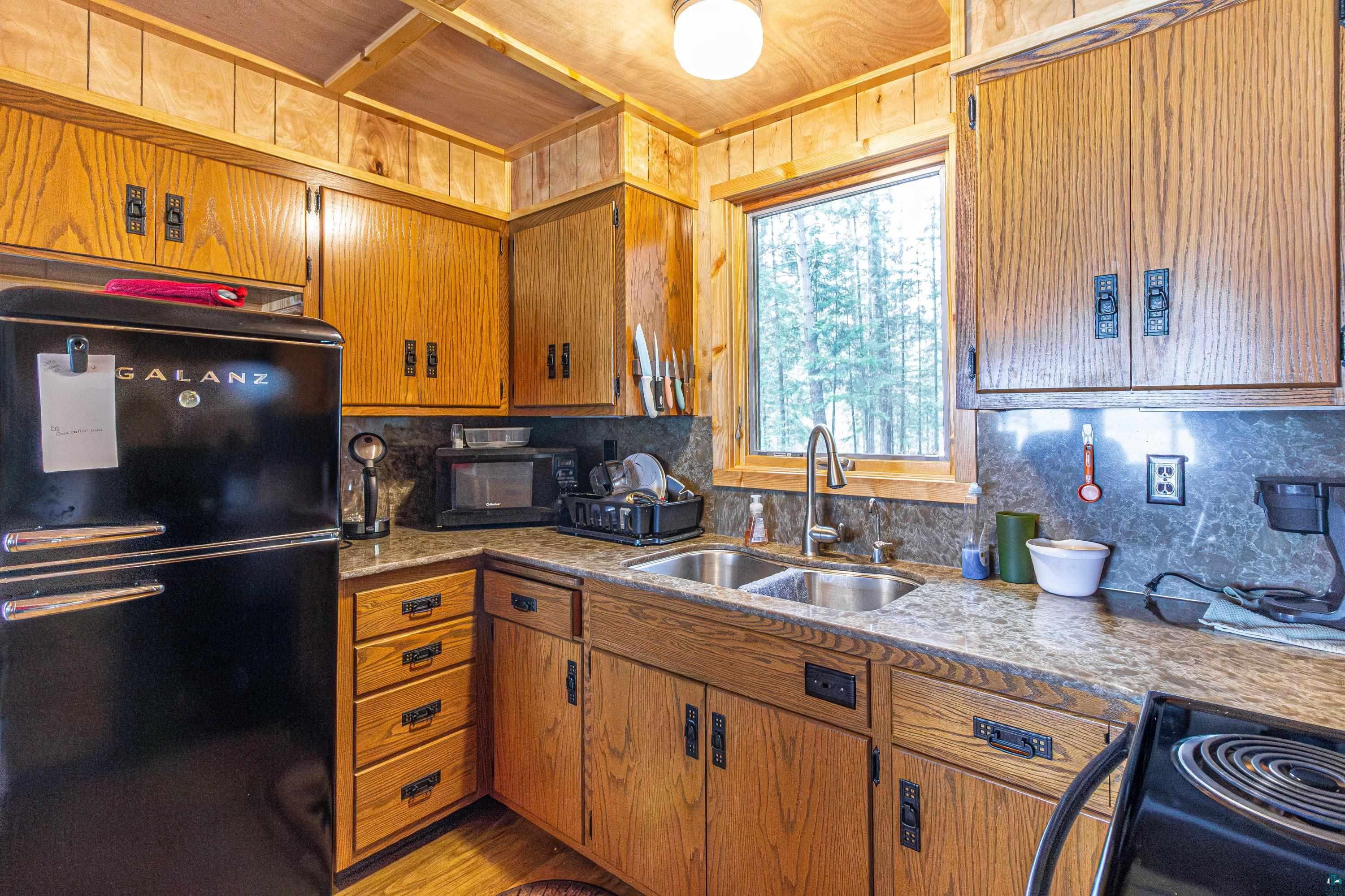 8334 Bear Road Babbitt, MN 55706 - Photo 5 of 47 Gallery Image 5