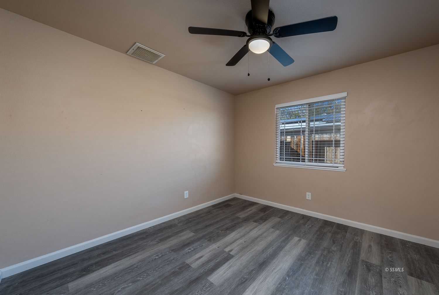 733 Ginger Avenue Ridgecrest, CA 93555 - Photo 19 of 38 Gallery Image 19