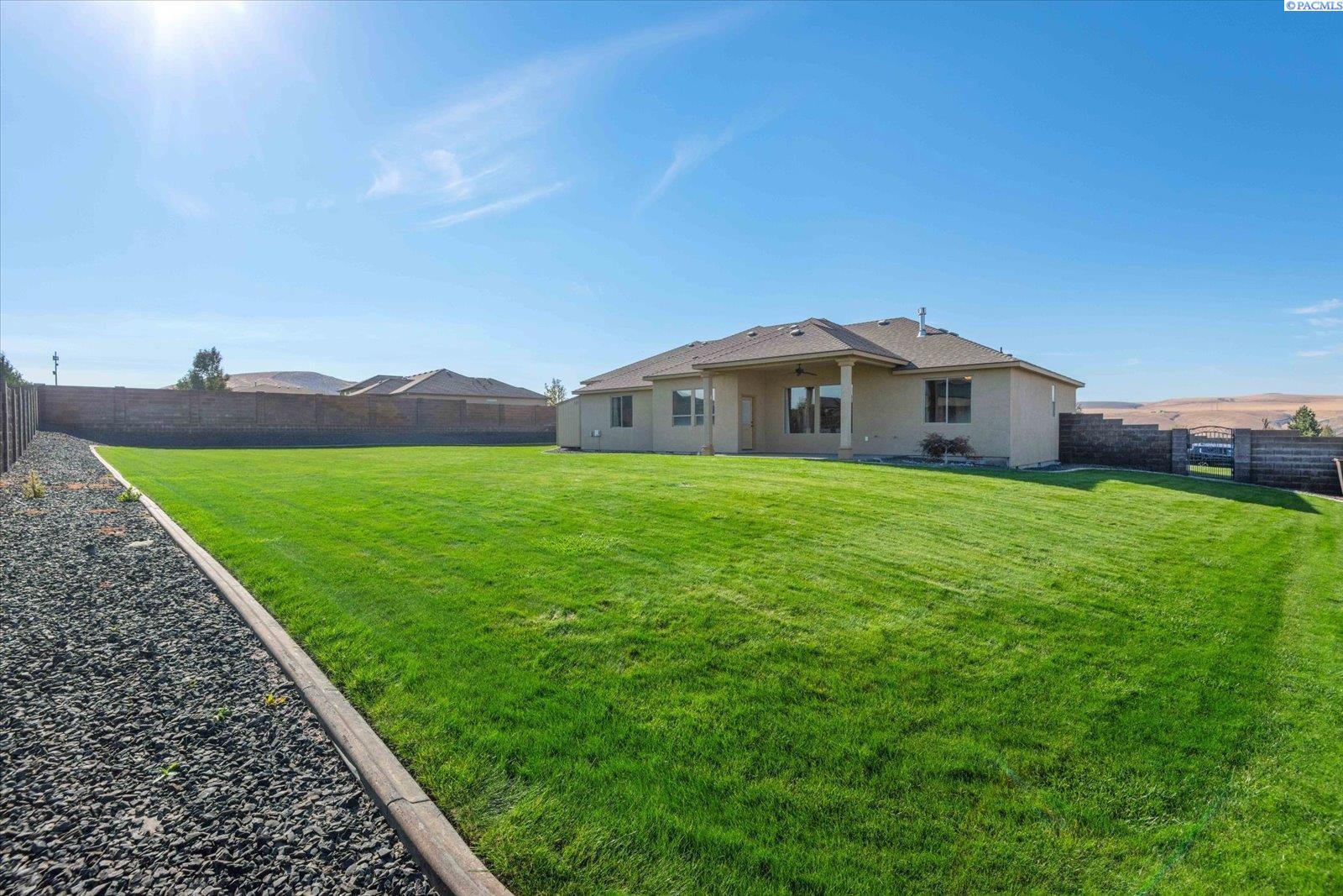 73002 East Reata Road Kennewick, WA 99338 - Photo 40 of 50 Gallery Image 40