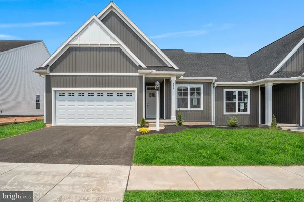 $396,990 | 856 Shadowbrooke, Dover, PA 17315