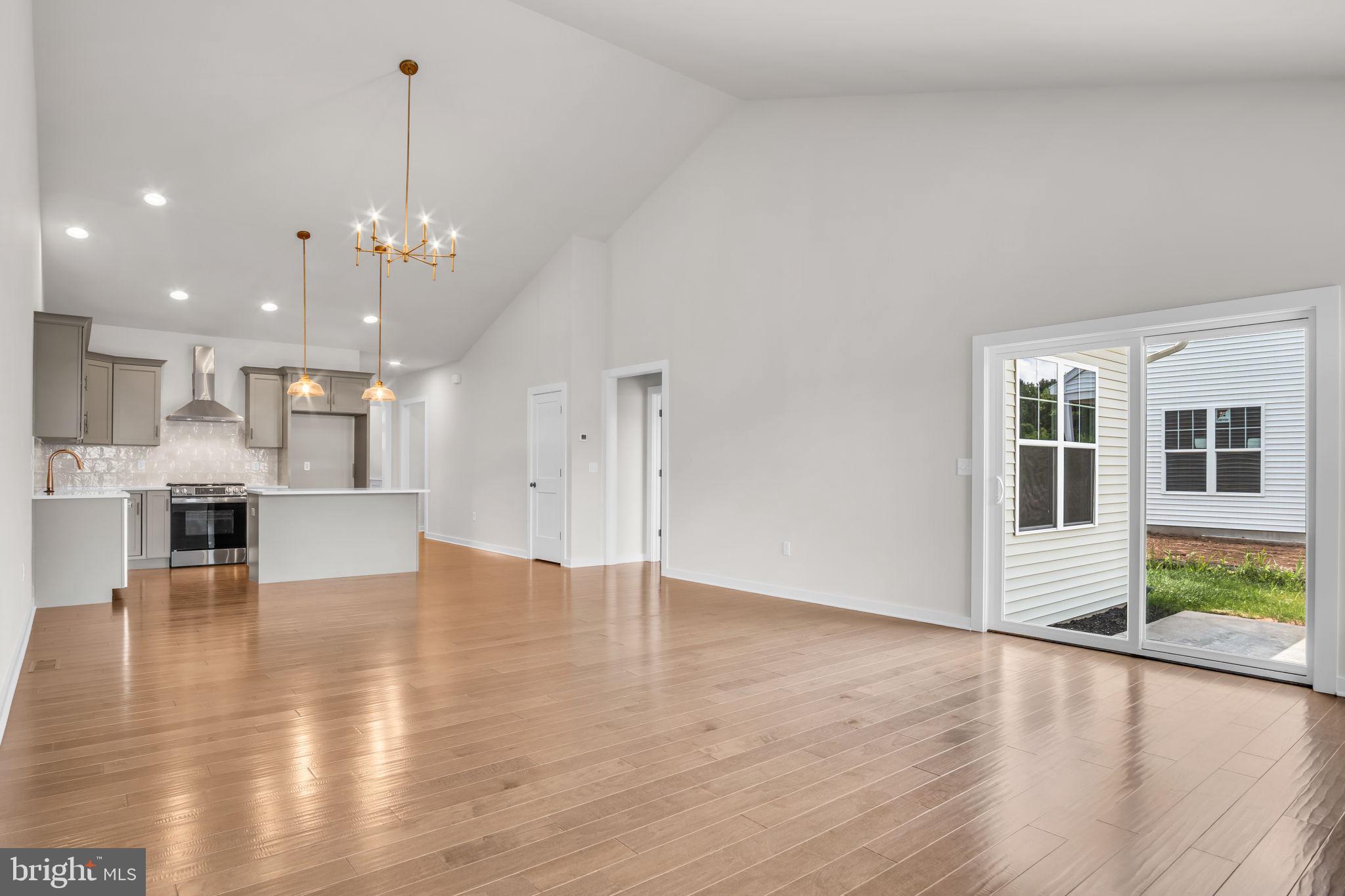 856 Shadowbrooke Dover, PA 17315 - Photo 5 of 11