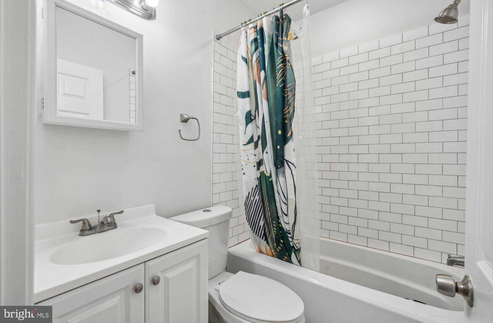 1701 Point Breeze Avenue, Unit 2 Philadelphia, PA 19145 - Photo 9 of 20