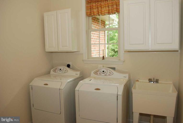 3845 West Chapel Road Aberdeen, MD 21001 - Photo 19 of 28 Laundry Area