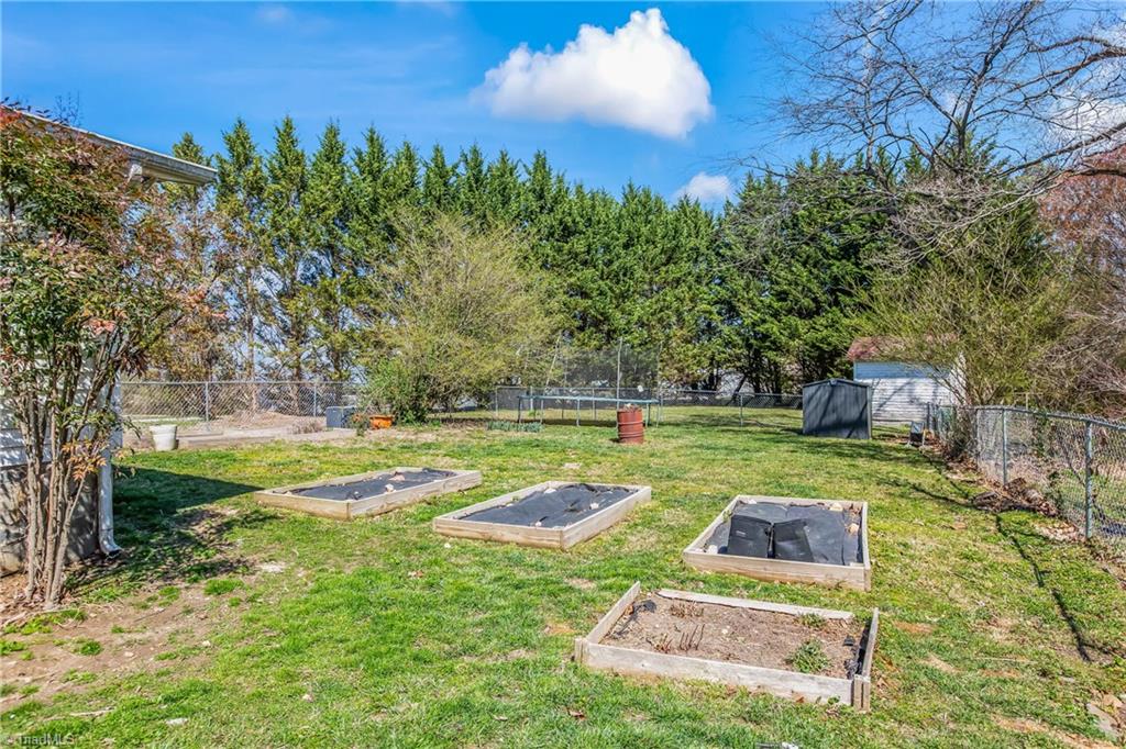 261 Patterson Road Siloam, NC 27047 - Photo 31 of 34