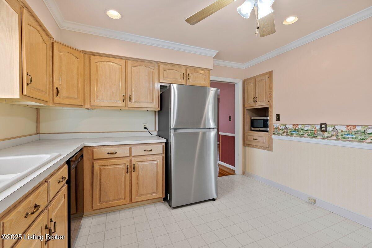 3531 Graham Road Louisville, KY 40207 - Photo 6 of 30 Kitchen has beautiful wood cabinetry