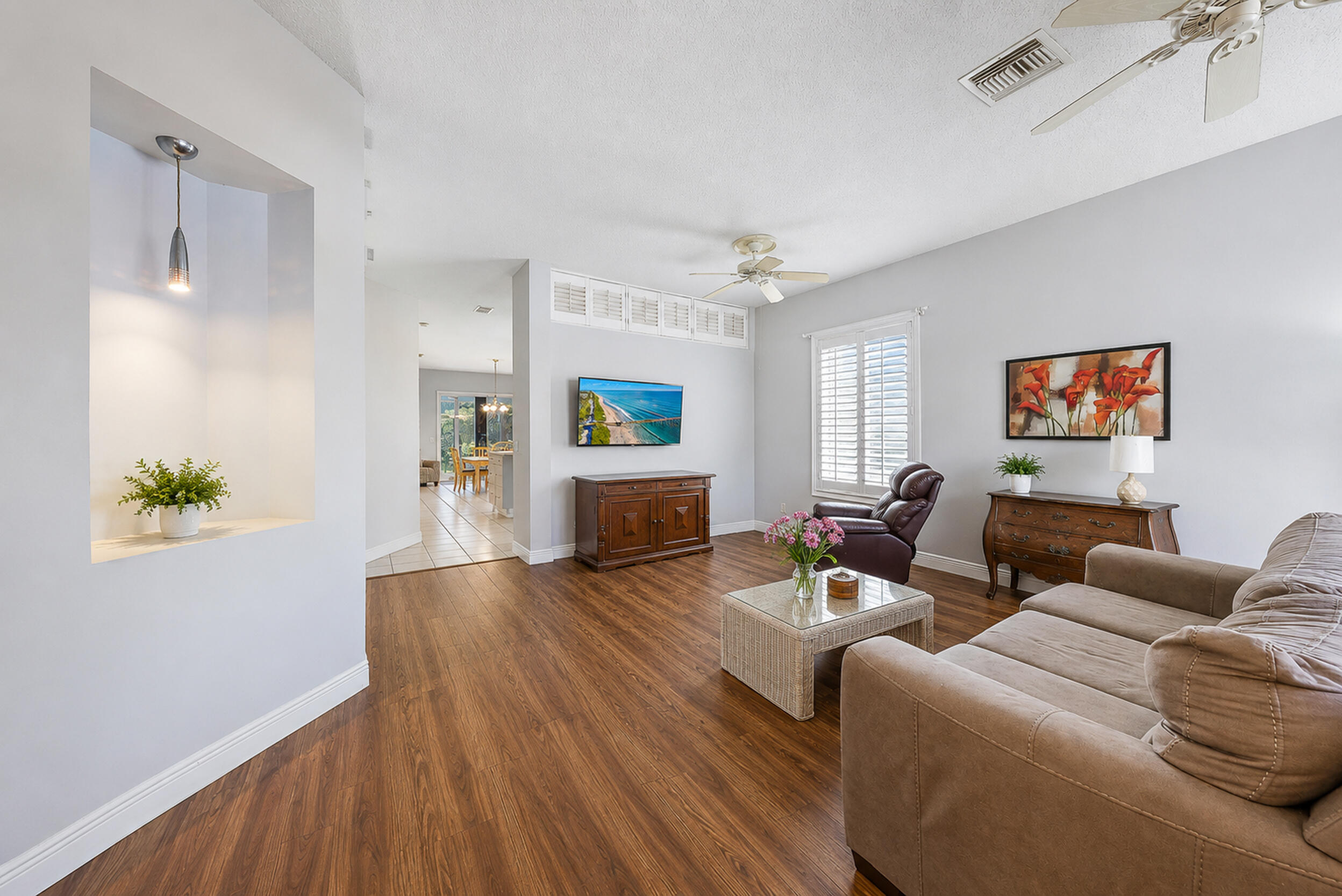 2522 Southeast Springtree Place Stuart, FL 34997 - Photo 2 of 13 Living Room