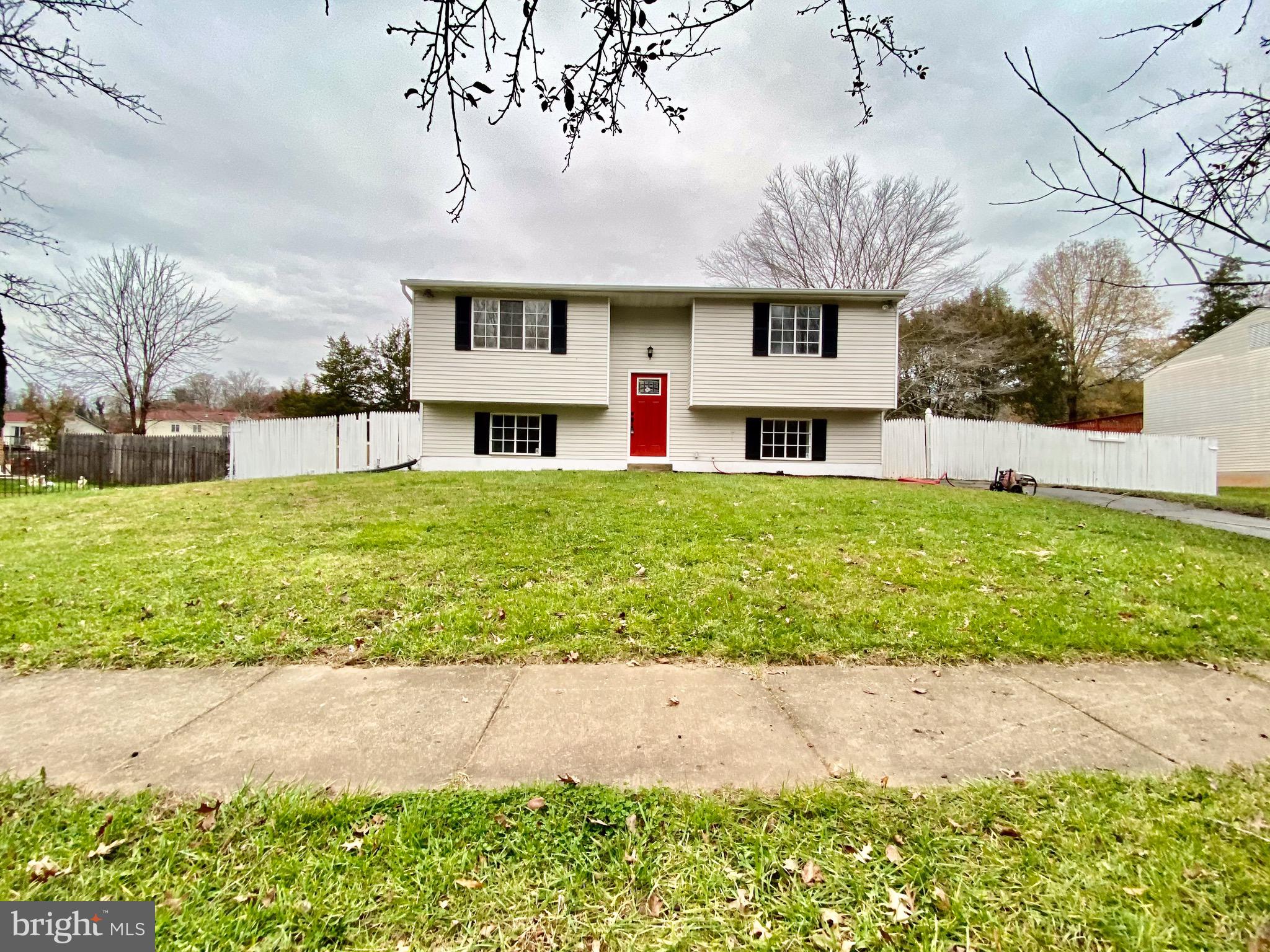 8005 East Barrett Road Fort Washington, MD 20744 - Photo 1 of 38