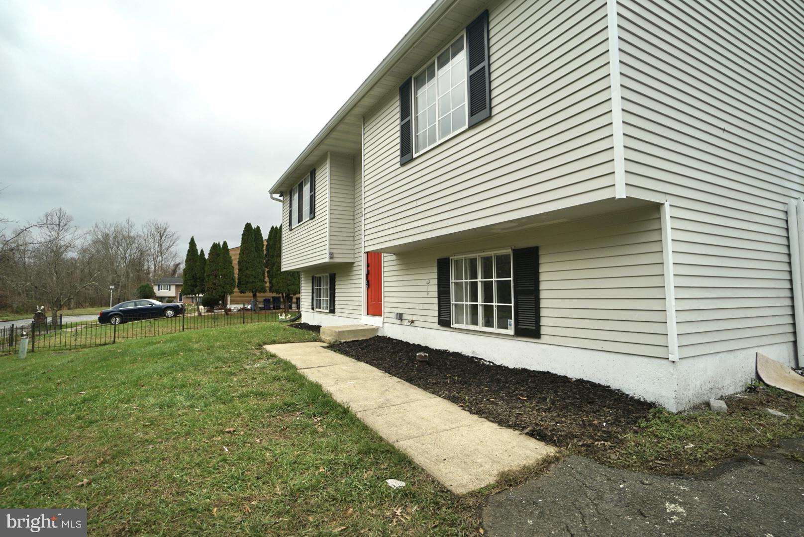 8005 East Barrett Road Fort Washington, MD 20744 - Photo 2 of 38