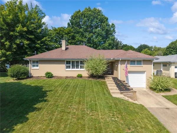 $299,900 | 629 Sandy Hill Road, Irwin, PA 15642
