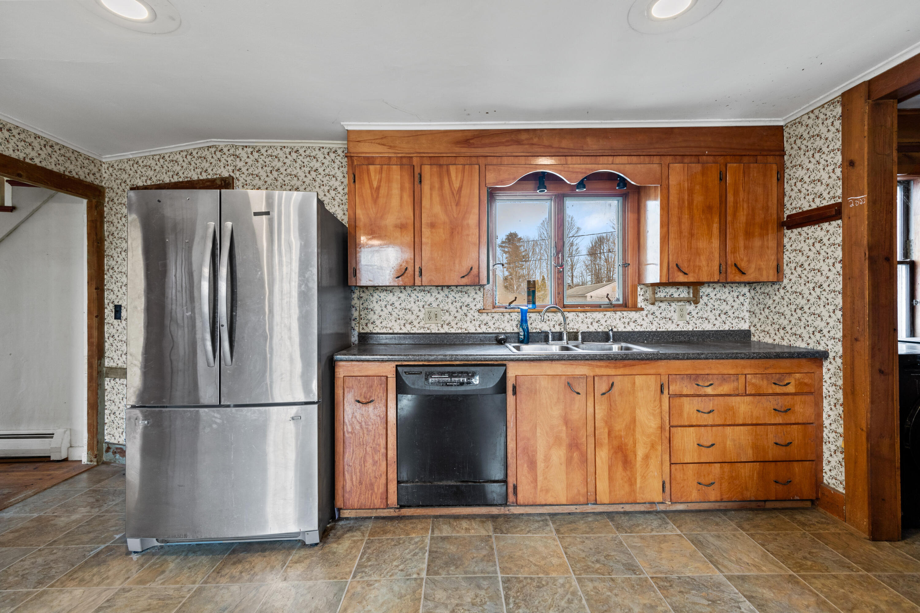 706 River Road Buxton, ME 04093 - Photo 6 of 47 706 River Road Buxton_done005