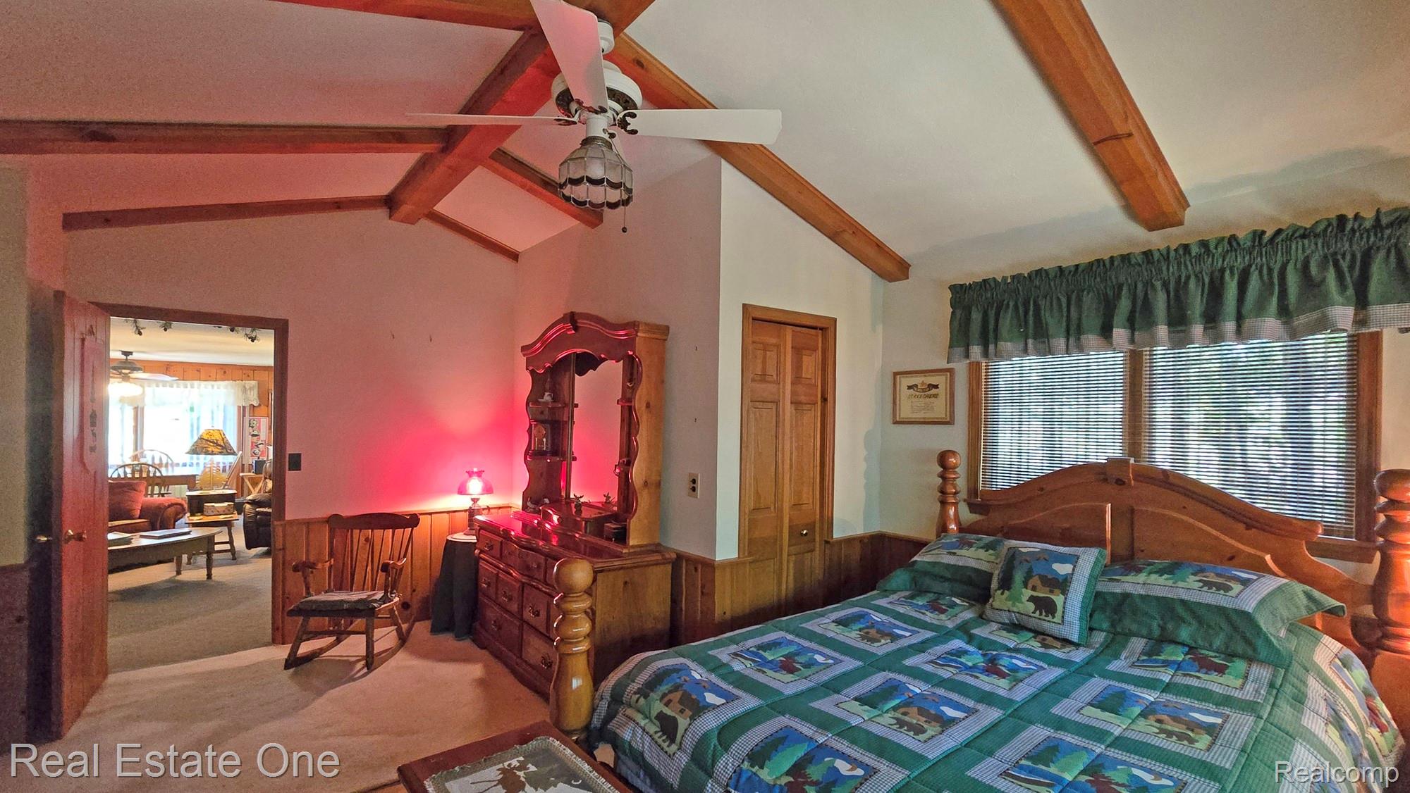4233 Pheasant Road Lincoln, MI 48742 - Photo 18 of 27 Wood Beams