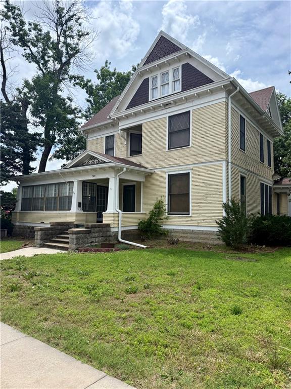 301 North 10th Street Independence, KS 67301 - Photo 2 of 4