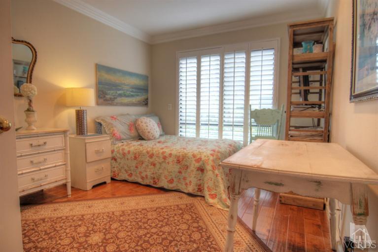 920 Thistlegate Road Oak Park, CA 91377 - Photo 15 of 30 Additional Photo