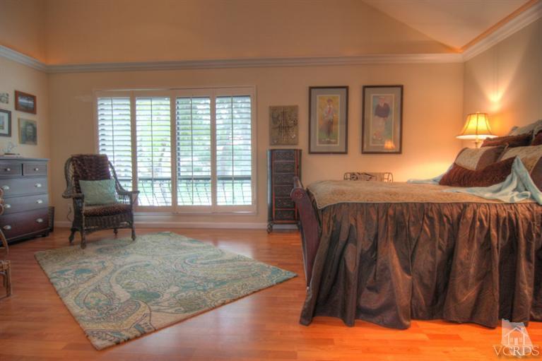 920 Thistlegate Road Oak Park, CA 91377 - Photo 17 of 30 Additional Photo