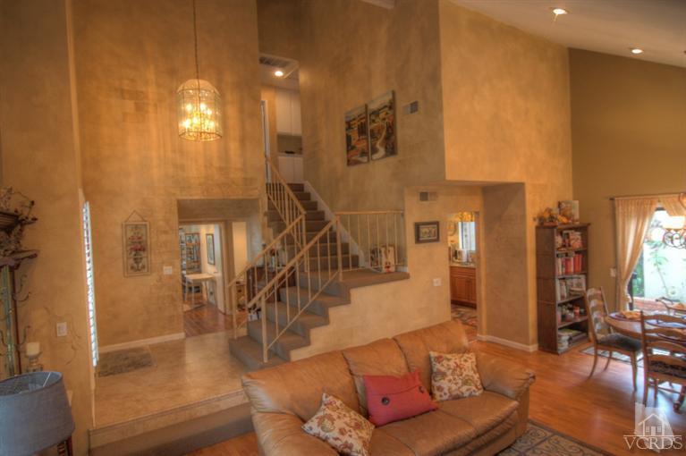 920 Thistlegate Road Oak Park, CA 91377 - Photo 3 of 30 Additional Photo