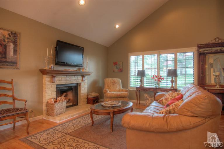 920 Thistlegate Road Oak Park, CA 91377 - Photo 4 of 30 Additional Photo
