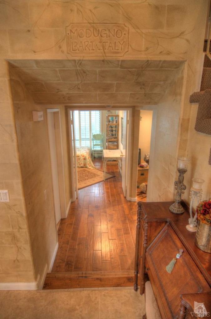 920 Thistlegate Road Oak Park, CA 91377 - Photo 9 of 30 Additional Photo