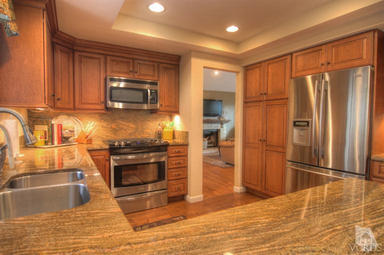 920 Thistlegate Road Oak Park, CA 91377 - Photo 10 of 30 Additional Photo