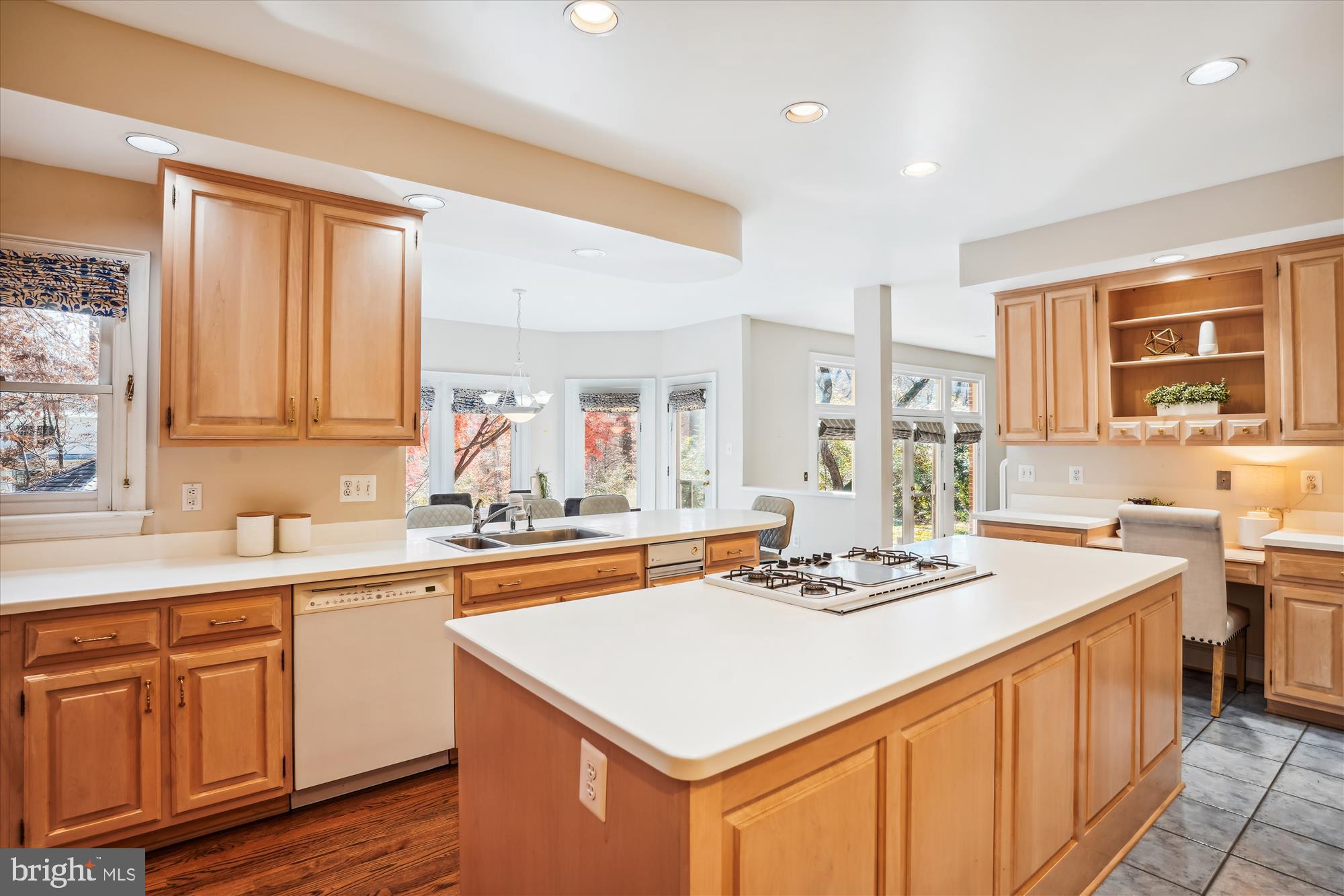 8711 Burning Tree Road Bethesda, MD 20817 - Photo 22 of 43 Kitchen