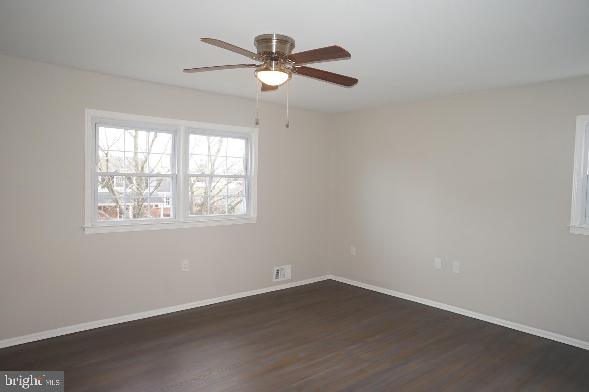 14 Bennington Road Bordentown, NJ 08505 - Photo 11 of 18 Master Bedroom