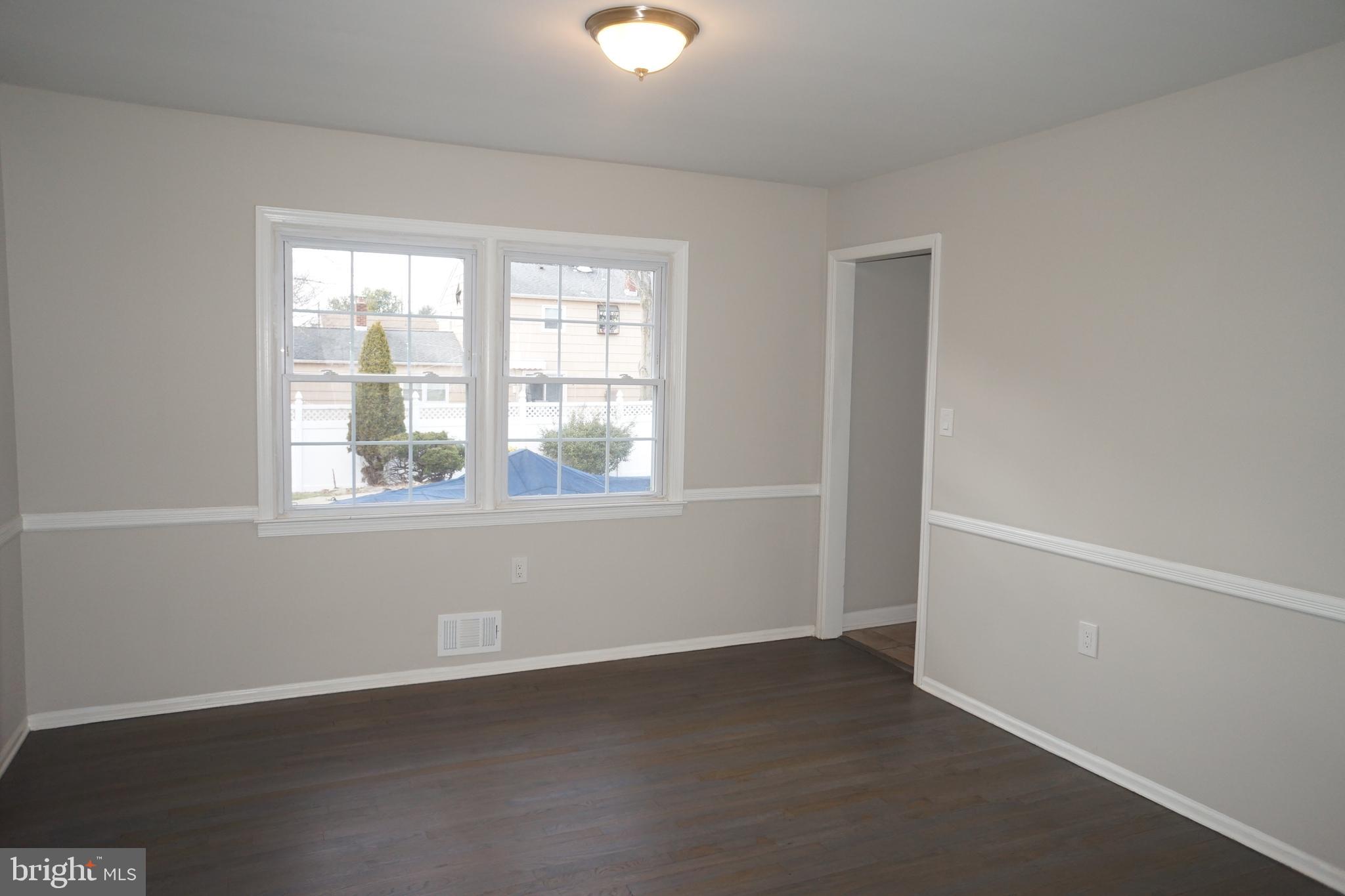 14 Bennington Road Bordentown, NJ 08505 - Photo 5 of 18 Dining Room