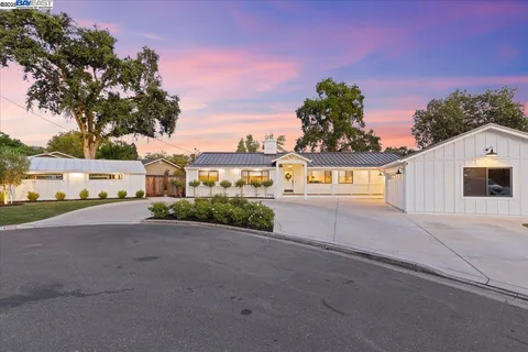 $1,998,000 | 118 Feliz Court, Danville, CA 94526