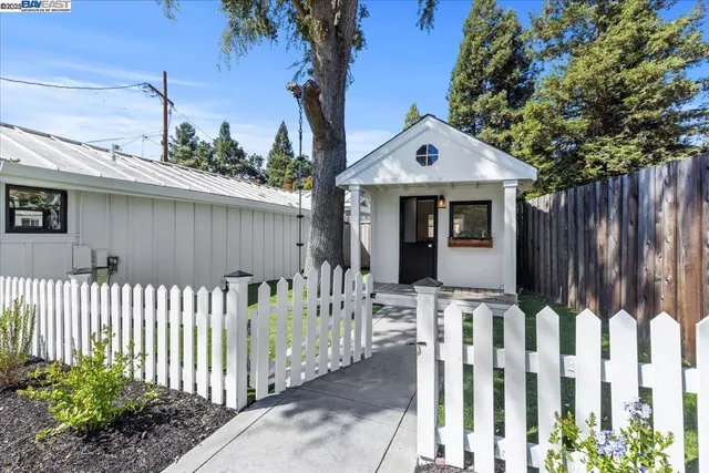 $1,998,000 | 118 Feliz Court, Danville, CA 94526