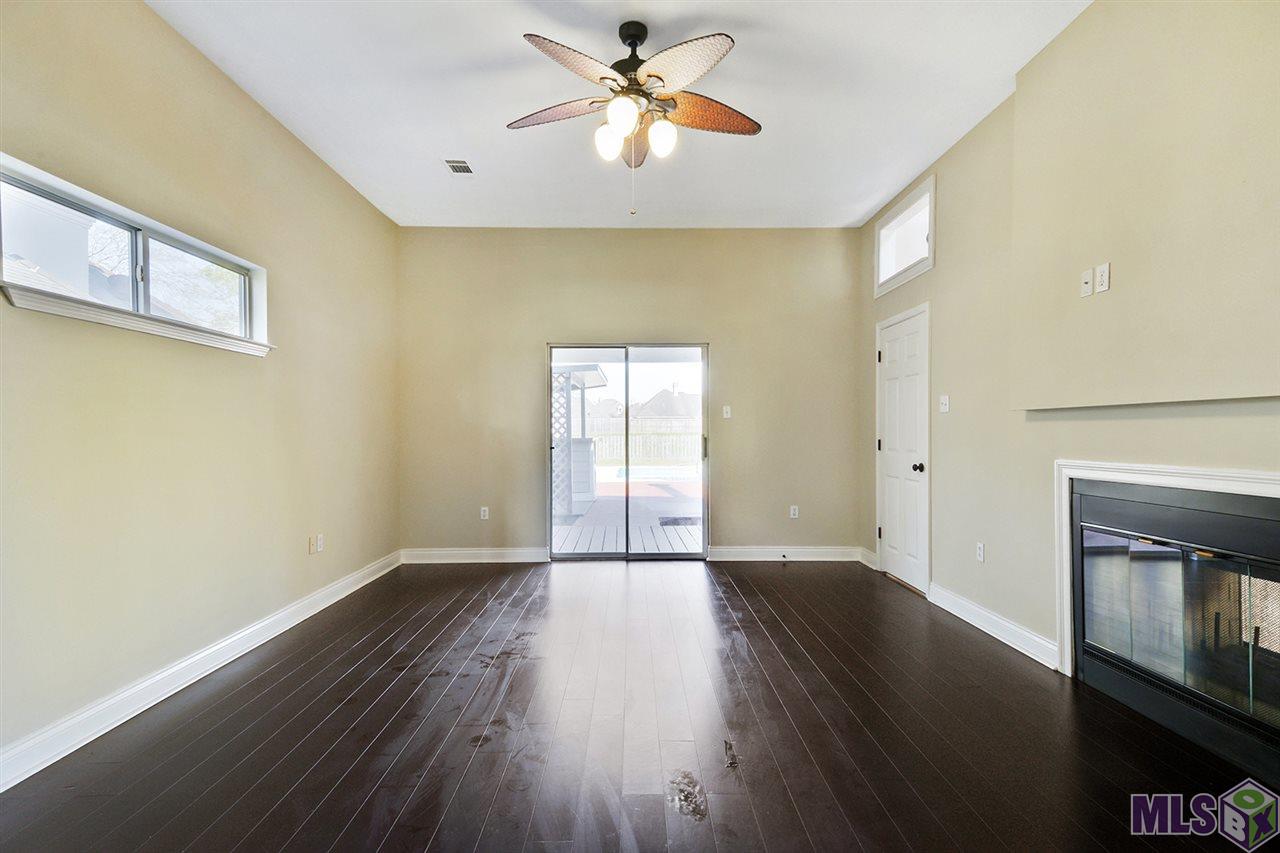 9142 Rose Place Baton Rouge, LA 70809 - Photo 10 of 17 Gallery Image 10