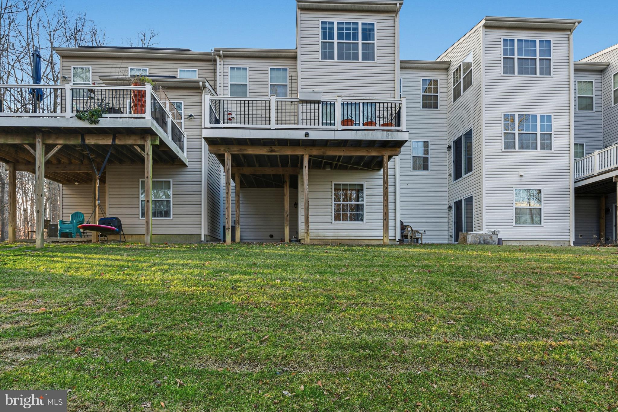 617 English Ivy Way Aberdeen, MD 21001 - Photo 4 of 35 a view of a house with a garden