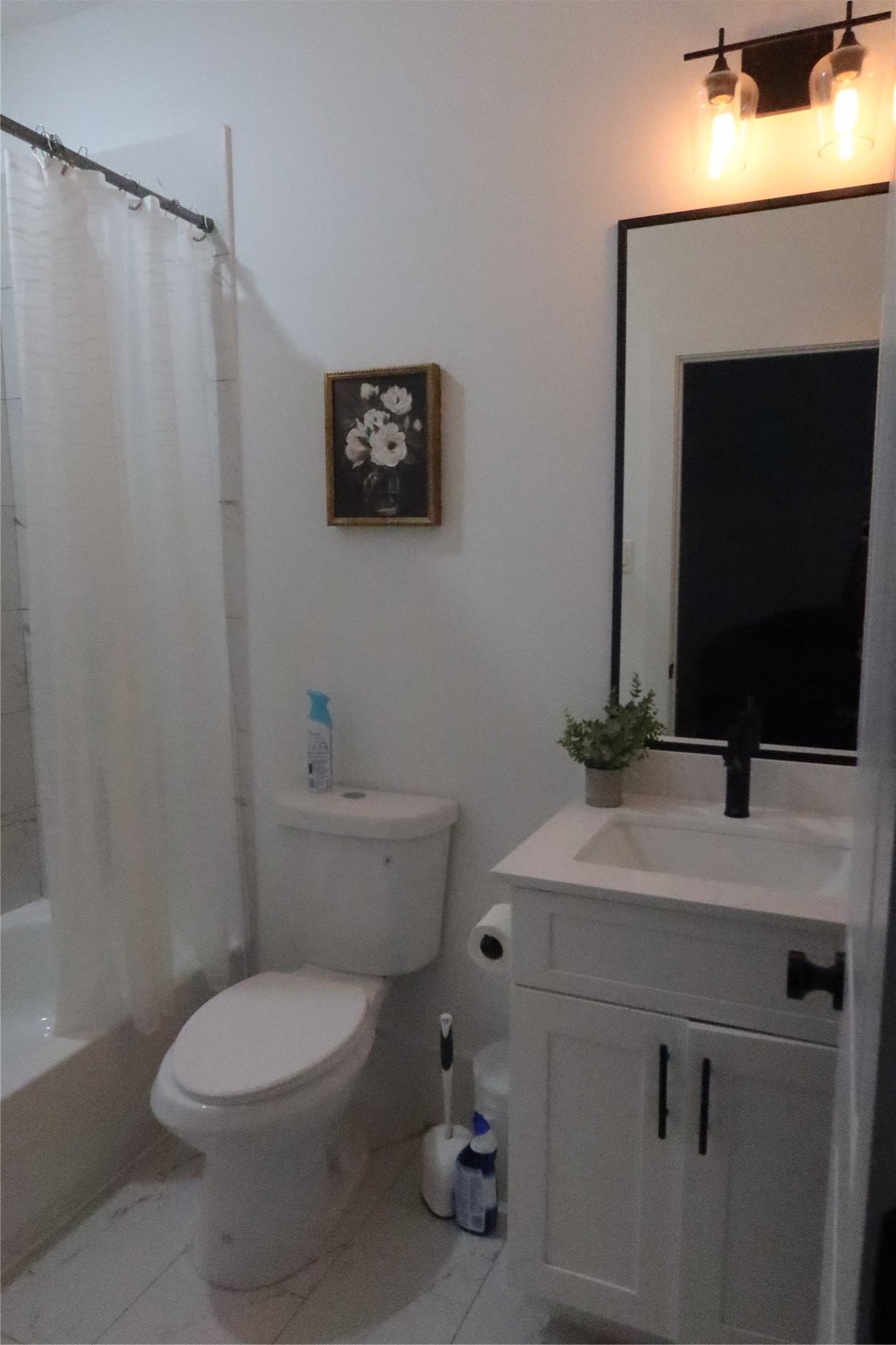 4810 Cochran Street Houston, TX 77009 - Photo 4 of 25
