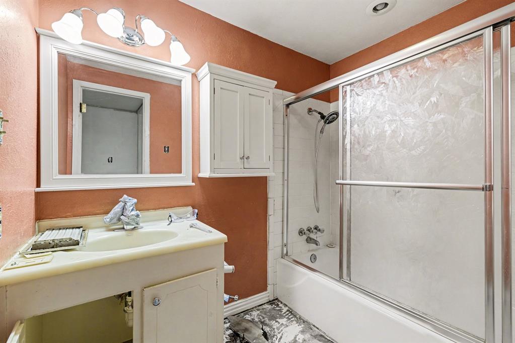 3245 Hartlee Field Road Denton, TX 76208 - Photo 21 of 27