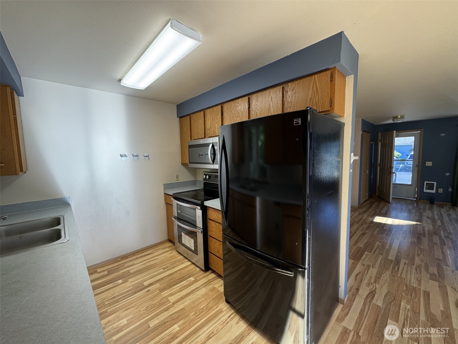 803 South Laventure Road, Unit A Mount Vernon, WA 98274 - Photo 11 of 14 Gallery Image 11