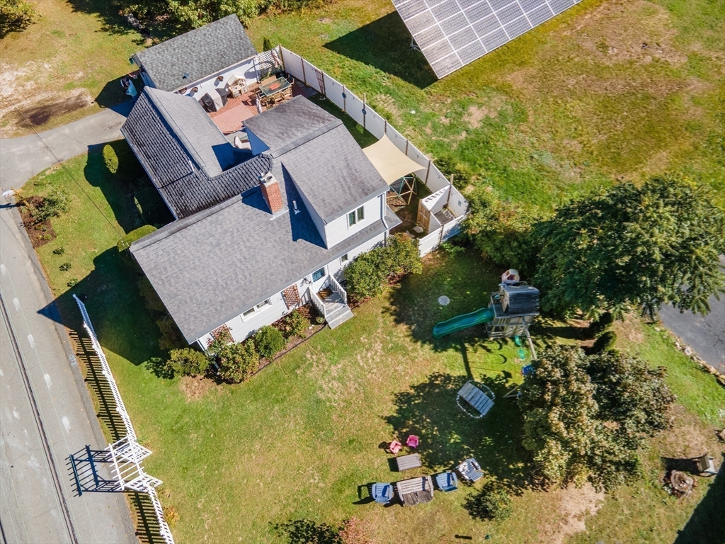 44 Cotuit Road Bourne, MA 02532 - Photo 25 of 32